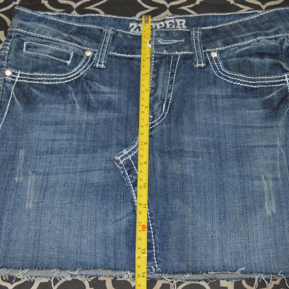 'ZIPPER PREMIUM' VINTAGE BLUE DENIM MINISKIRT 9(L) - Picture 7 of 8
